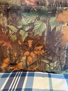 Magnum Camouflage Autumn Leaves carry duffle bag in Brown & Green